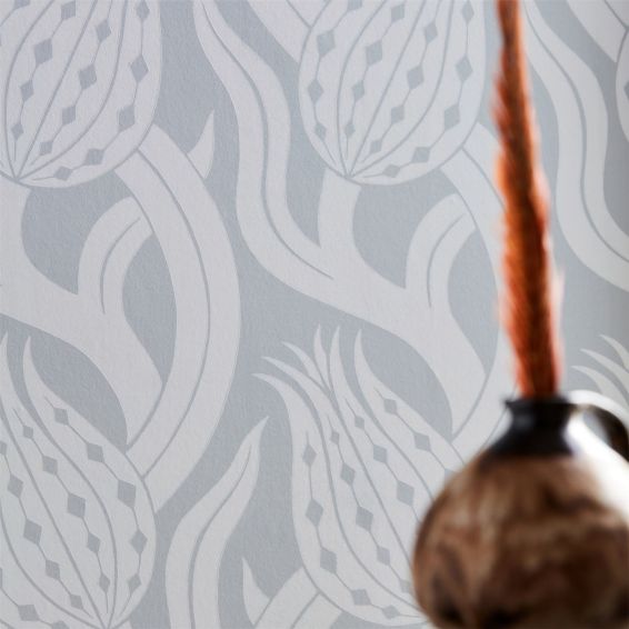 Persian Tulip Wallpaper 312995 by Zoffany in Quartz Grey