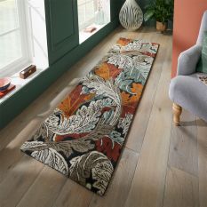 Acanthus Wool Runner Rugs 126900 in Forest By William Morris