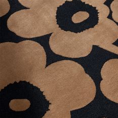 Unikko Tufted Wool Floral Rugs 132211 by Marimekko in Beige