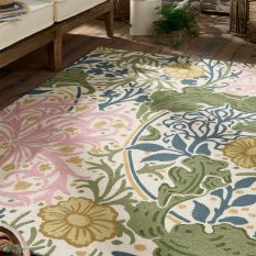 Seaweed Indoor Outdoor Rugs 427007 by Morris & Co in Chrysanthemum