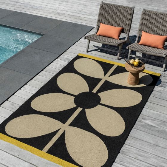 Giant Sixties Stem Indoor Outdoor Rug 463705 by Orla Kiely in Noir Black