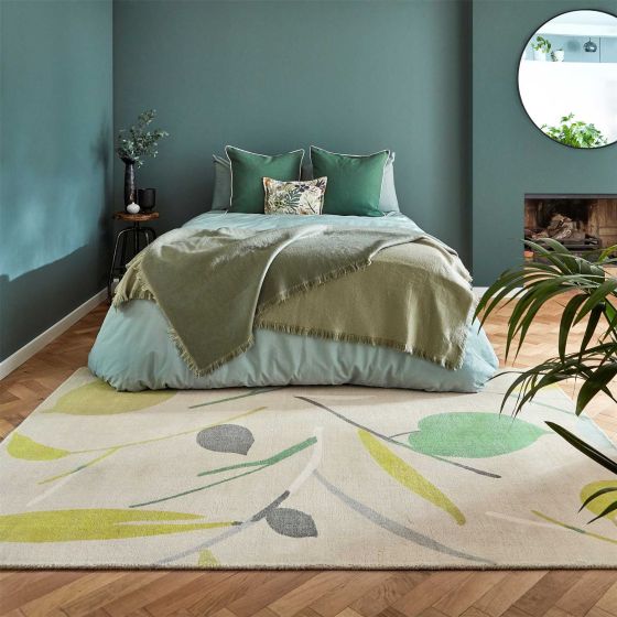 Oxalis Botanical Wool Rugs by Scion in 025507 Juniper