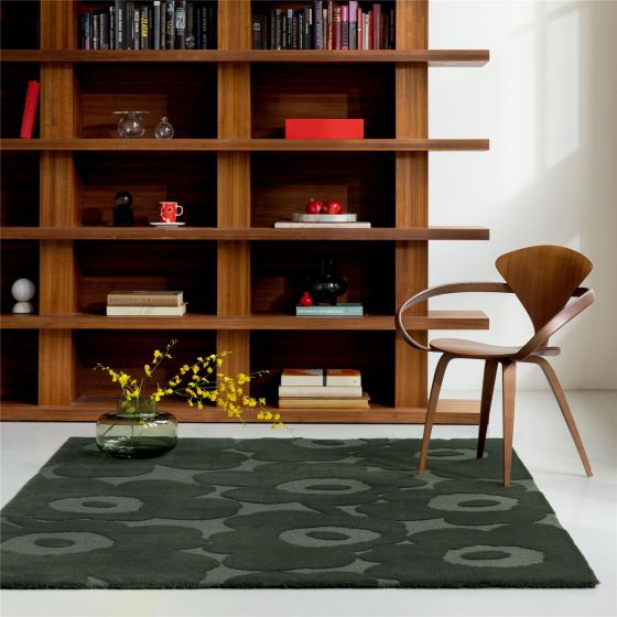 Unikko Tufted Wool Floral Rugs 132207 by Marimekko in Dark Green