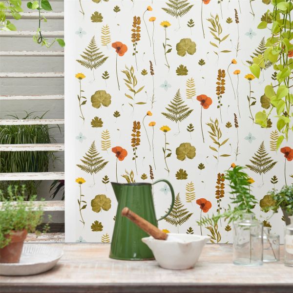 Herbarium Wallpaper W0091 04 by Clarke and Clarke in Multi Ivory